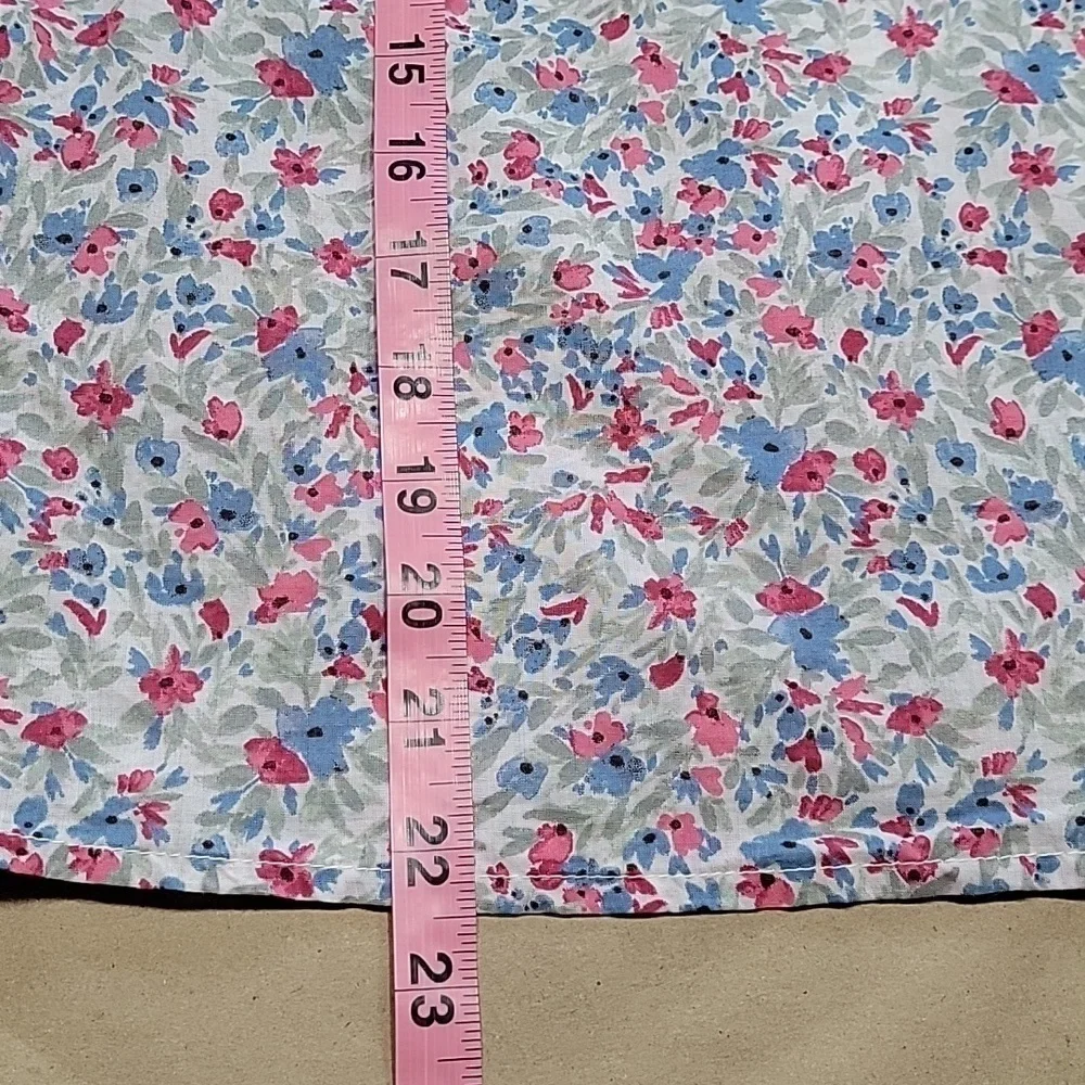 BB Dakota by Steve Madden, Size M Floral Ditzy Patterned Cap Sleeve Top, EUC